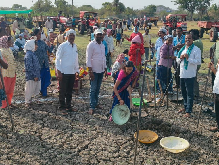 ‘కూలీల మేలు కోసమే ఉపాధి హామీ పనులు’