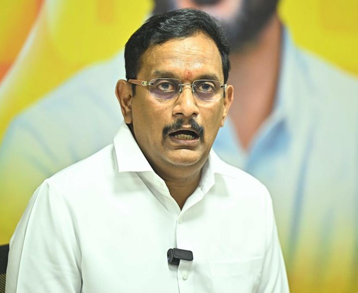 ఎలాంటి నోటీసు రాలేదు: ఎంపీ కేశినేని చిన్ని