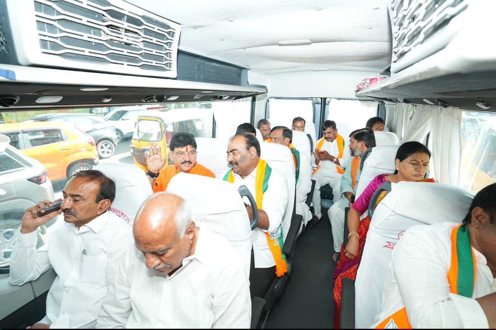 కుల్కచర్ల మార్కెట్‌కు పరిశీలించిన బీజేపీ నేతలు