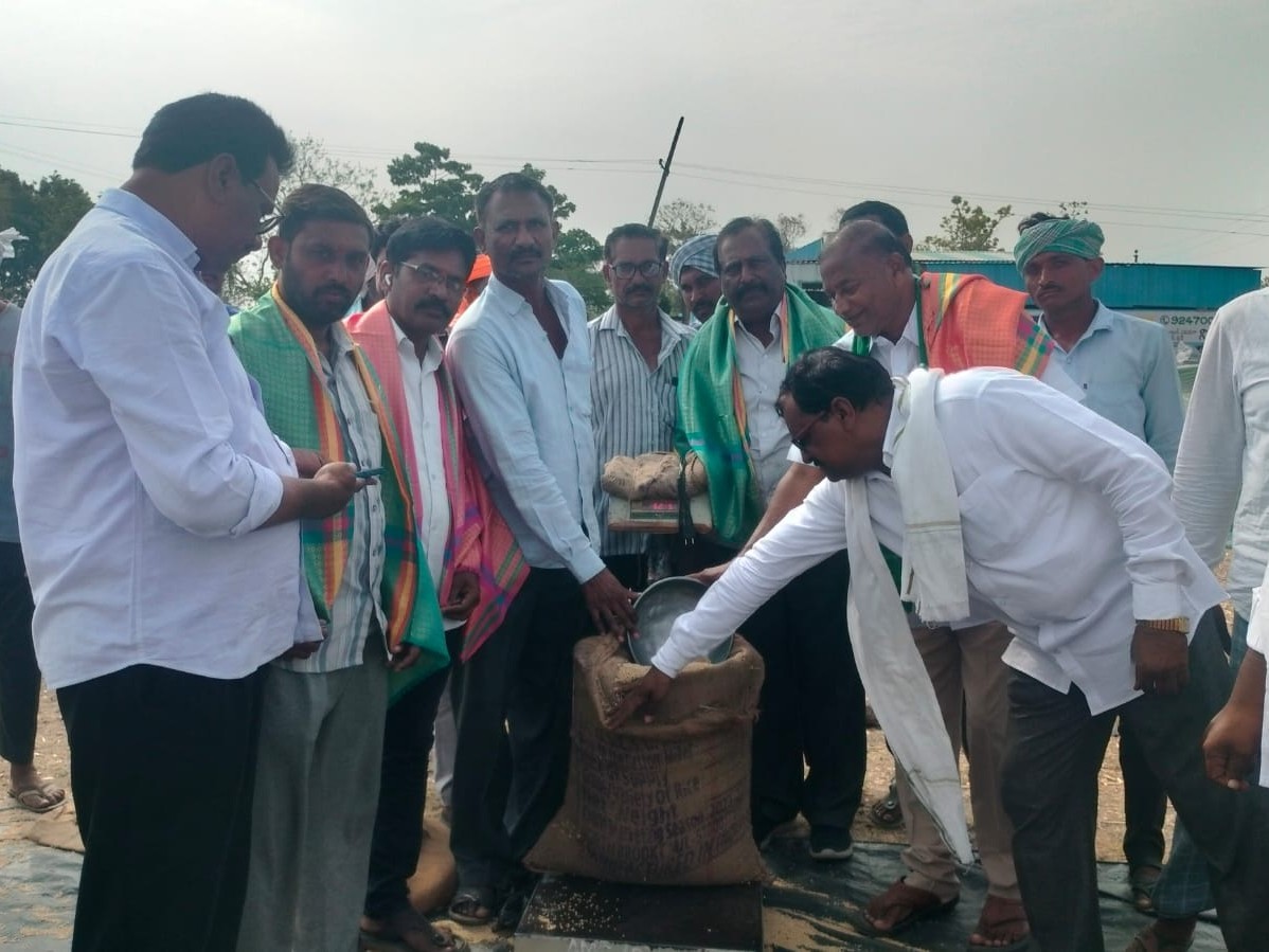 ‘రైతులకు ఇబ్బందులు లేకుండా చూడాలి’