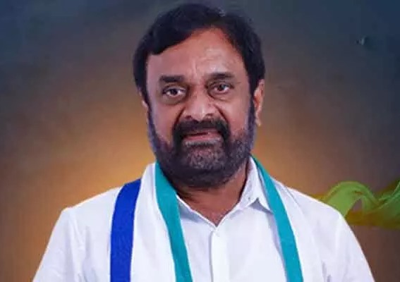 ధూళిపాళ్ల చిల్లర రాజకీయ నాయకుడు: అంబటి మురళి