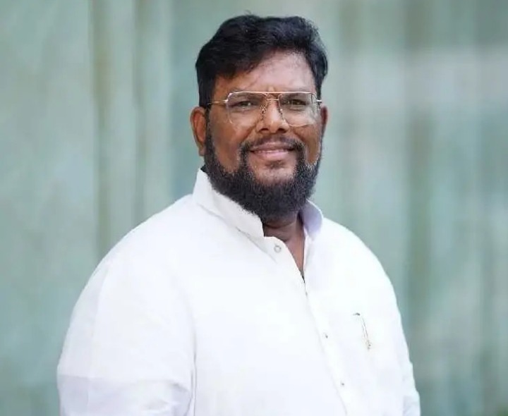 స్కూల్ నిర్మాణ పనులను పరిశీలించిన అజీజ్