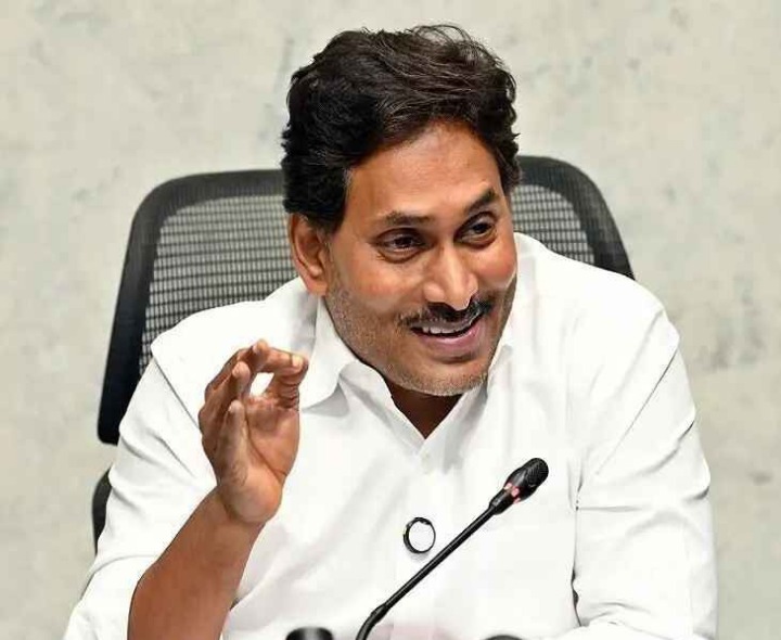 29న మాజీ సీఎం భేటీకి జిల్లా ముఖ్య నేతలు