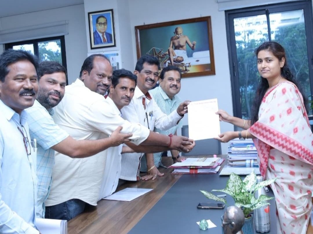 ‘జర్నలిస్టుల పిల్లలకు ఫీజు రాయితీ కల్పించాలి’