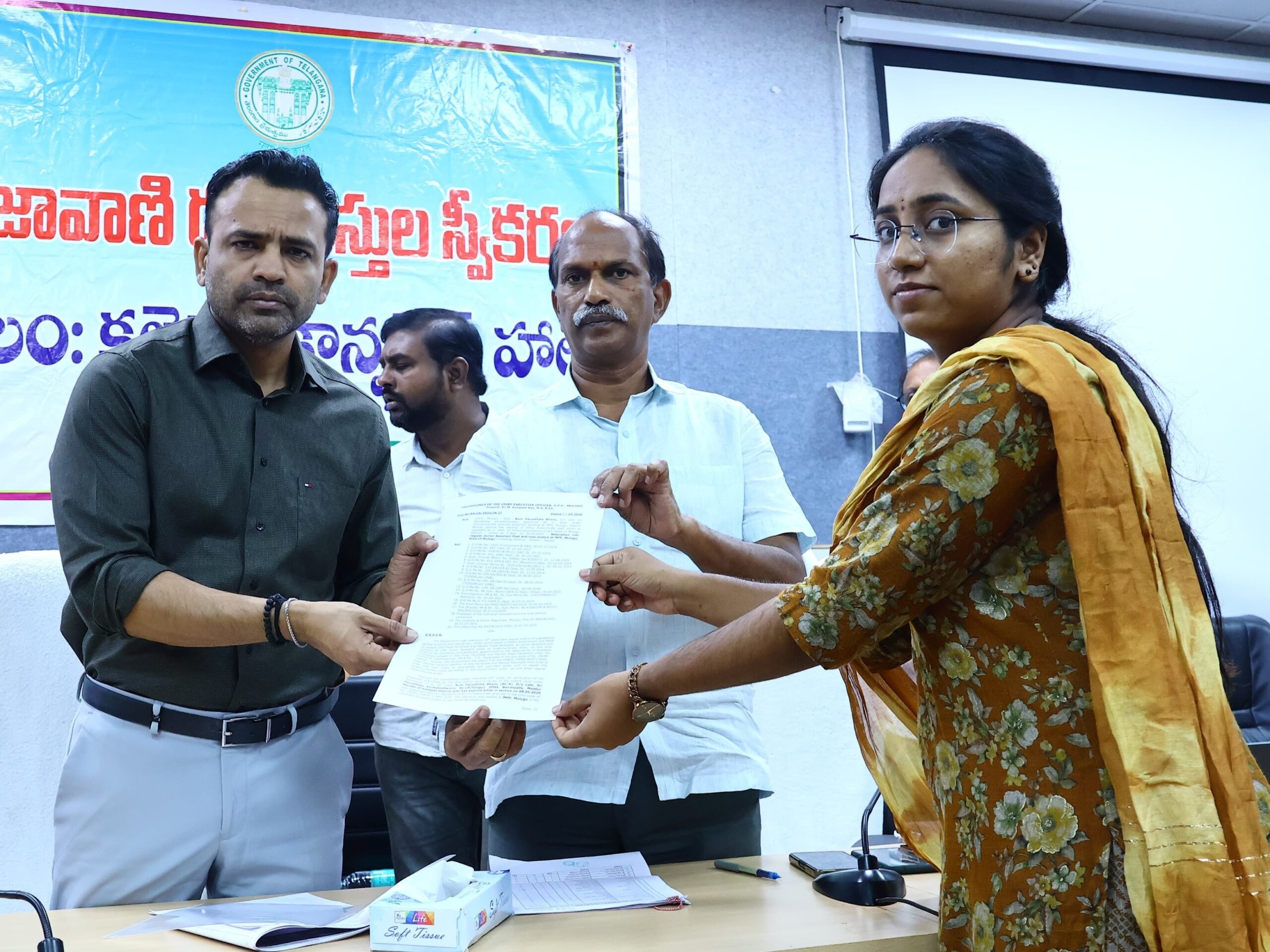 కారుణ్య నియామకాలతో ఐదుగురికి ఉద్యోగాలు