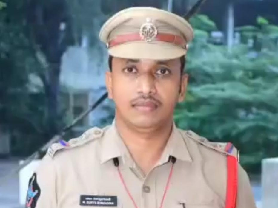 చేబ్రోలులో తనిఖీలు.. పలువురికి జరిమానా..!
