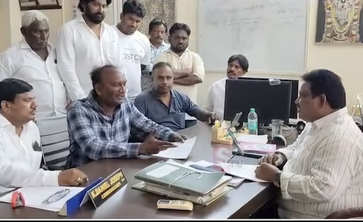 వార్డుల పునర్విభజనపై అభ్యంతరం.!
