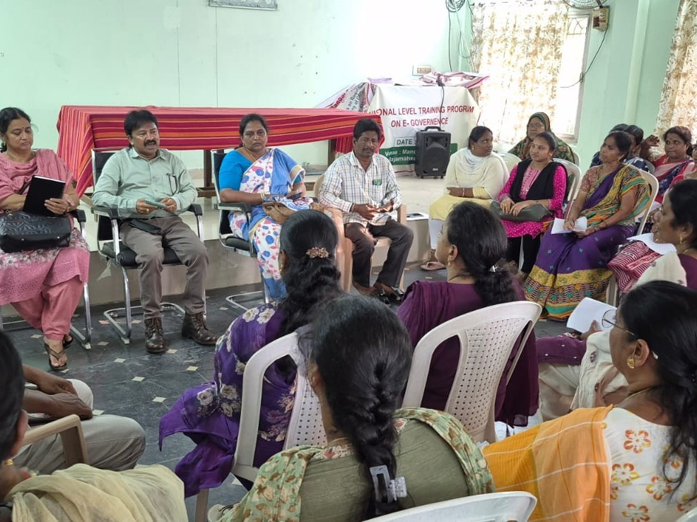 పీఎం స్వానిధి పథకంపై  సమీక్షా సమావేశం