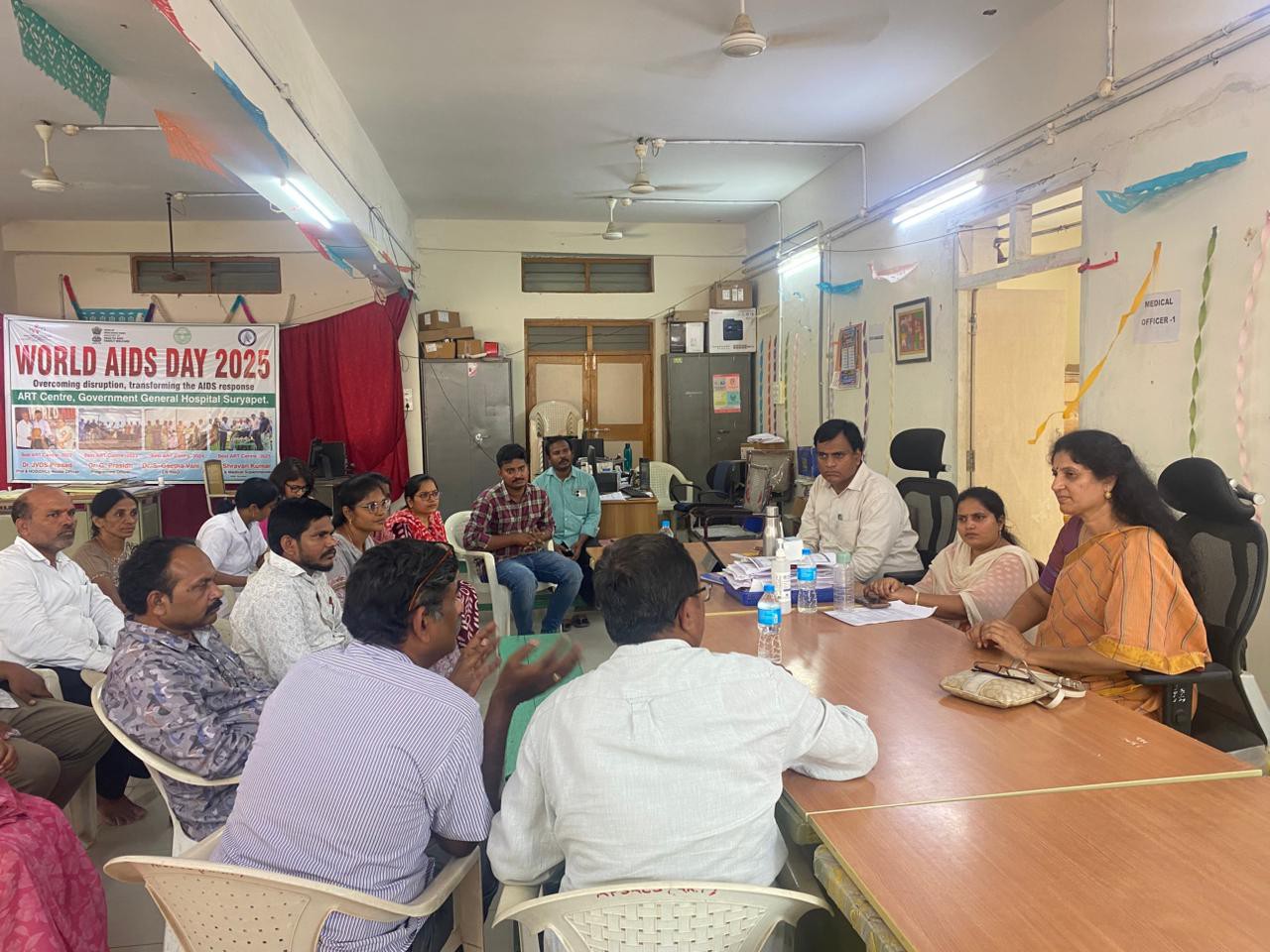 జీజీహెచ్‌ను సందర్శించిన ఎయిడ్స్ నియంత్రణ సంస్థ జేడీ