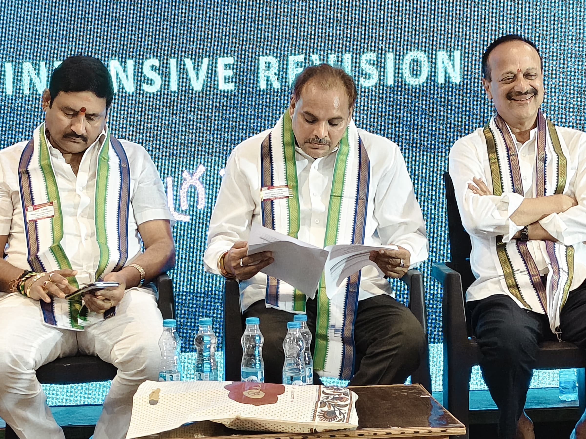 ‘ఓటర్ జాబితాలపై అప్రమత్తంగా ఉండాలి’