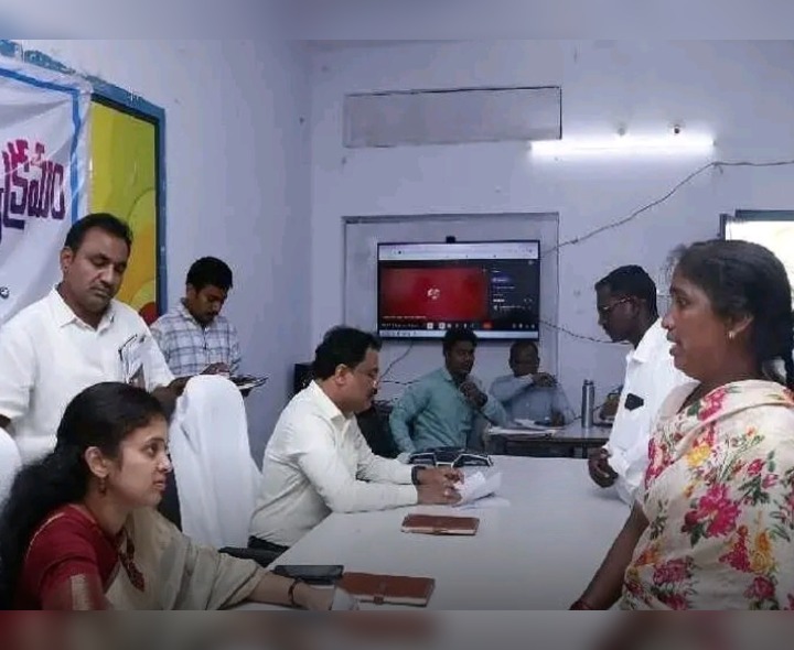 ప్రజావాణికి ఫిర్యాదుల వెల్లువ