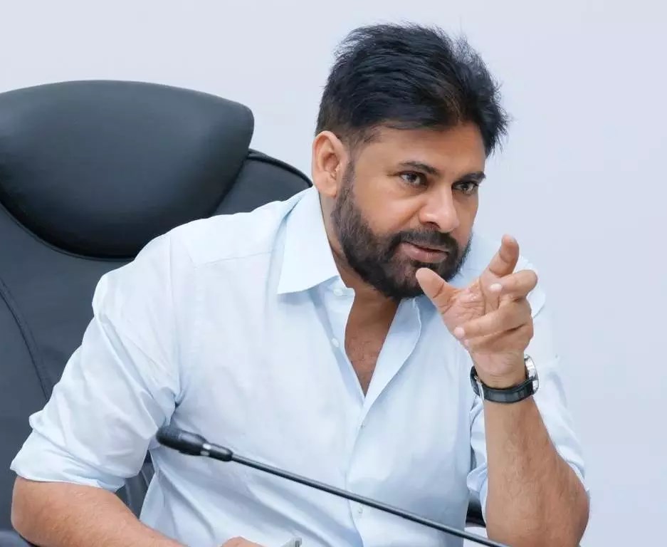 అవసరమైతే తాటతీస్తాం.. పవన్ స్ట్రాంగ్ వార్నింగ్