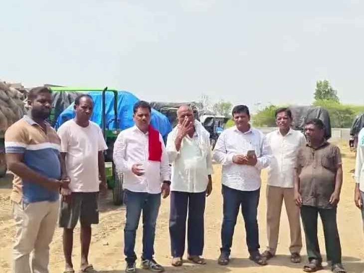 ధాన్యం కొనుగోలు కేంద్రాల సమస్యలు పరిష్కరించాలి: రైతు సంఘం