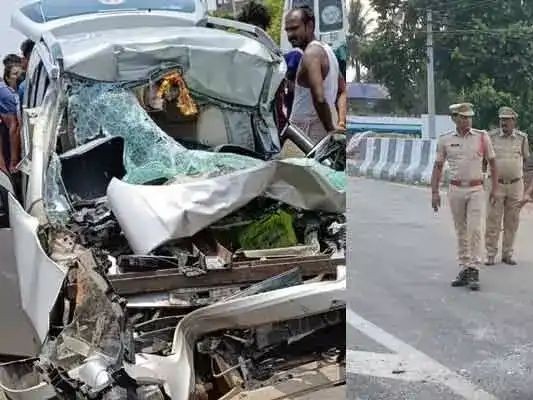 లారీని ఢీకొన్న కారు.. ఇద్దరు మహిళలు మృతి