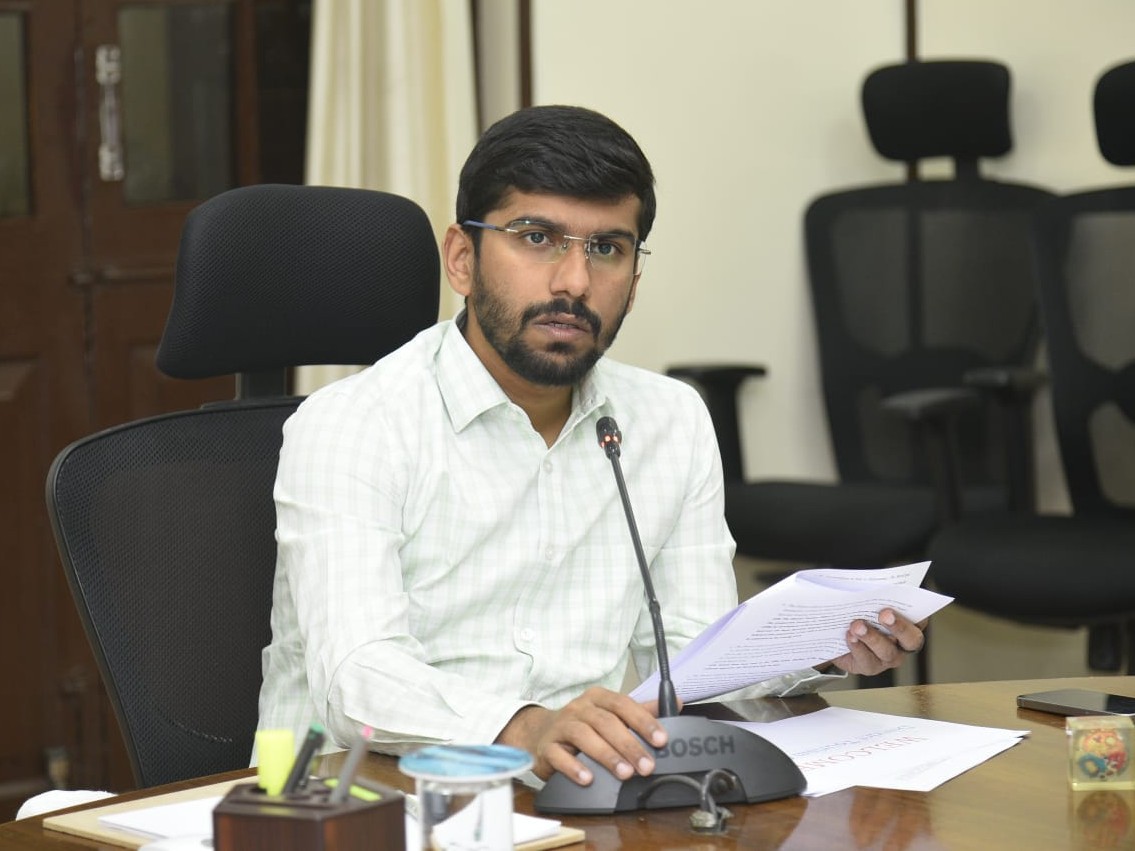 ఇళ్ల గణన నిరాకరిస్తే చర్యలు: కలెక్టర్ ఆనంద్