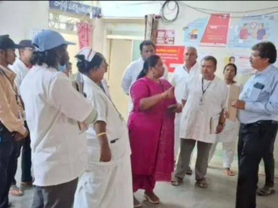 తంబళ్లపల్లె CHCని ఆకస్మిక తనిఖీ చేసిన DCHS