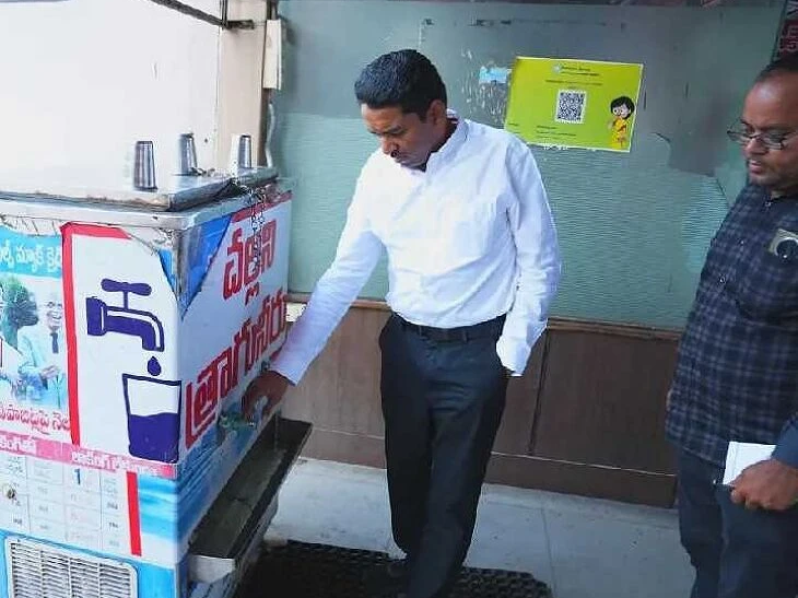 విజయవాడ బస్టాండ్‌లో కలెక్టర్ తనిఖీ