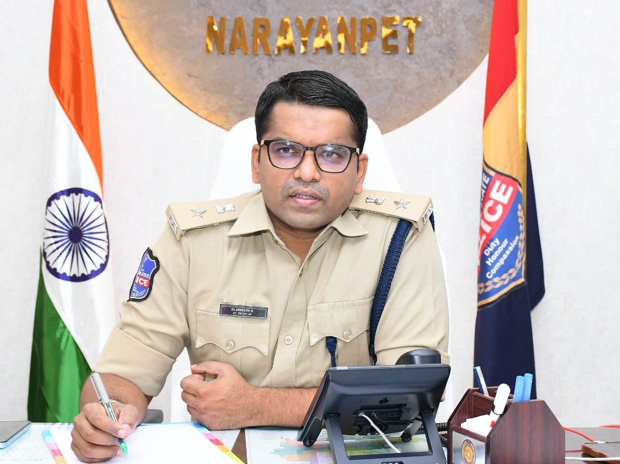 సోషల్ మీడియాపై ఎస్పీ వినీత్ హెచ్చరిక