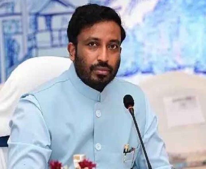 ఢిల్లీ పార్లమెంటరీ కమిటీ సమావేశంలో కాకినాడ ఎంపీ