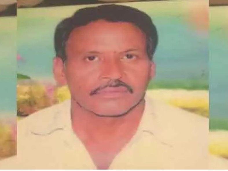 ఇంట్లో ఒంటరిగా ఉంటూ వ్యాపారి అనుమానాస్పద మృతి