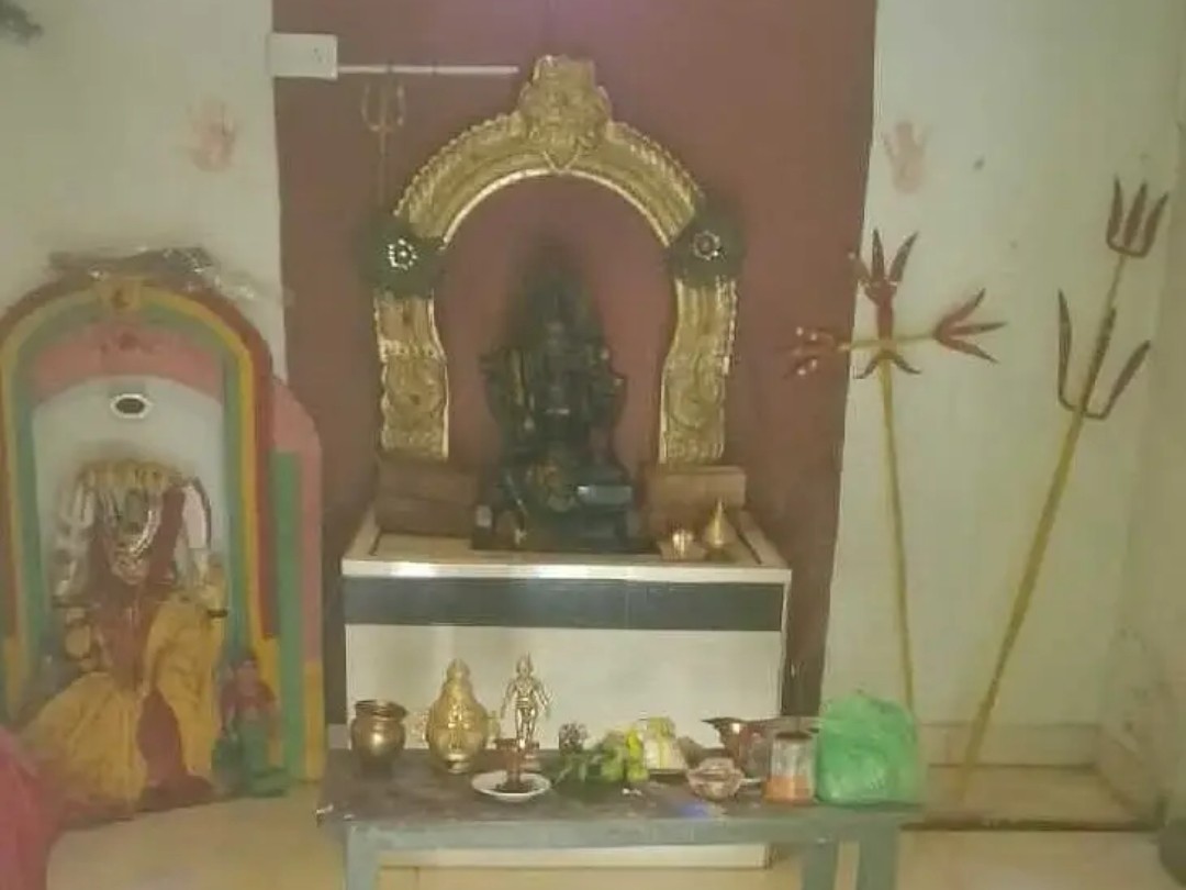 గంగమ్మ ఆలయంలో చోరీ