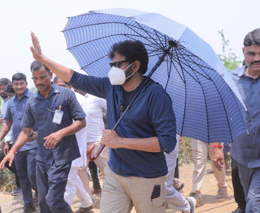 గోదావరిలో కాలుష్య నివారణకు రూ.100 కోట్లు: పవన్