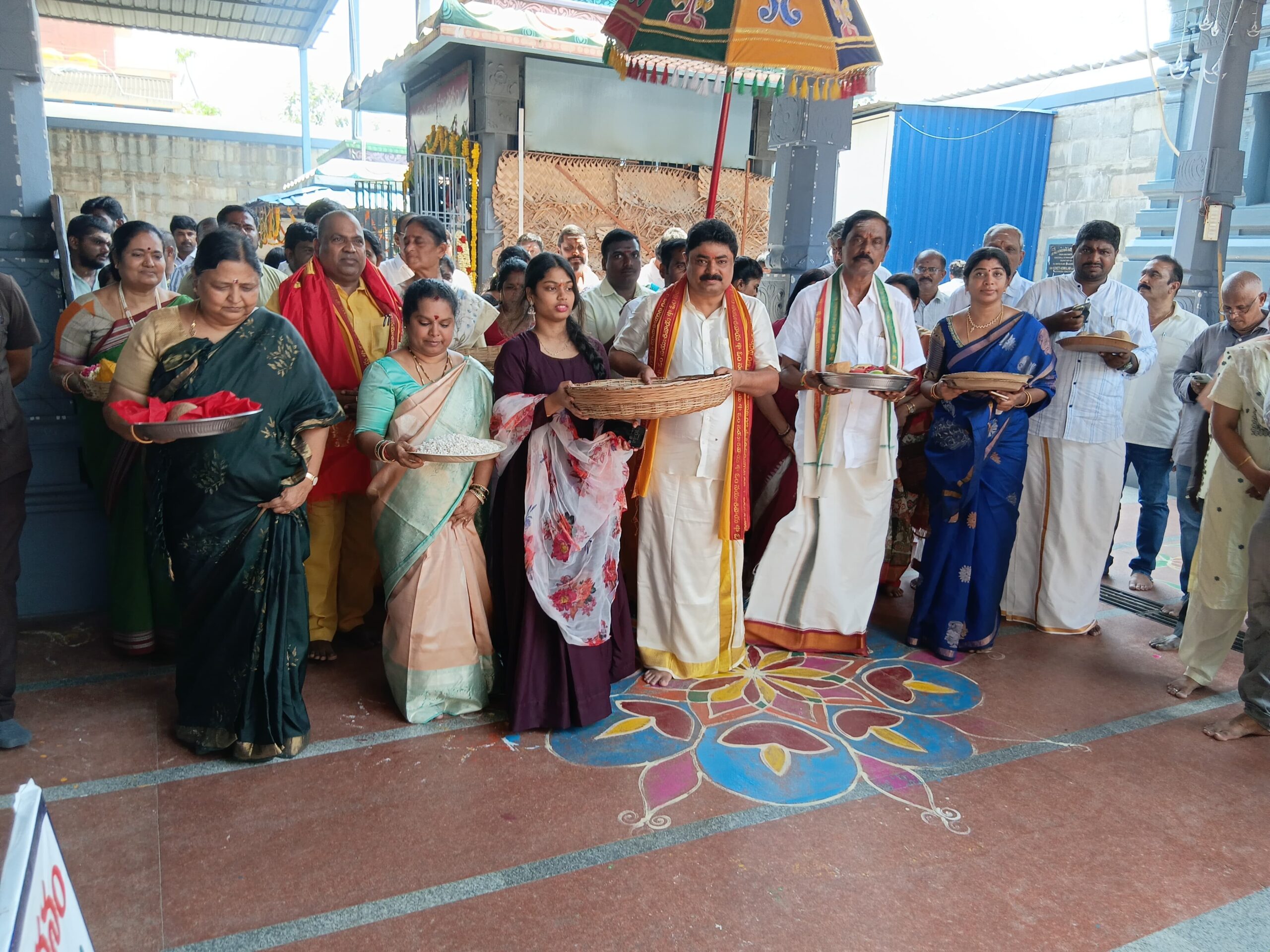 సురుటుపల్లిలో వైభవంగా గురుసంచార పూజలు