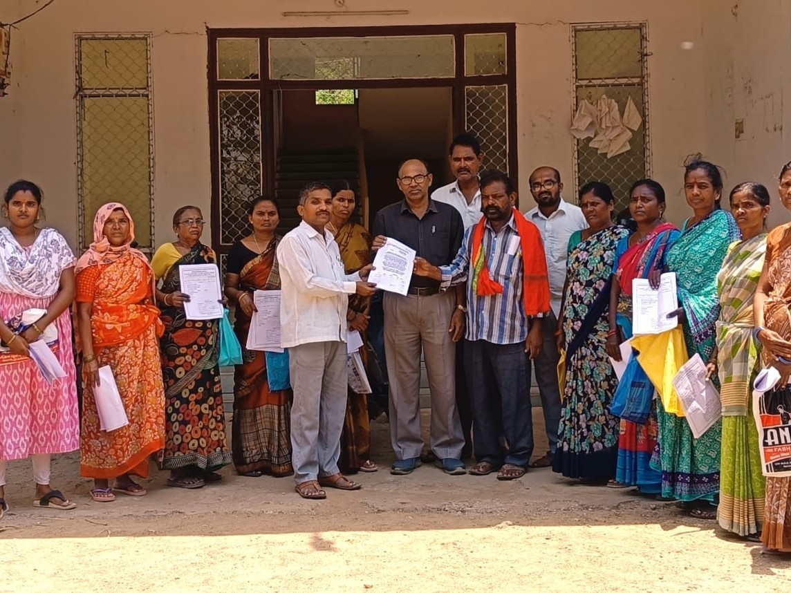 అర్హులకు పింఛన్లు, ఇళ్లు ఇవ్వాలి: సీపీఐ