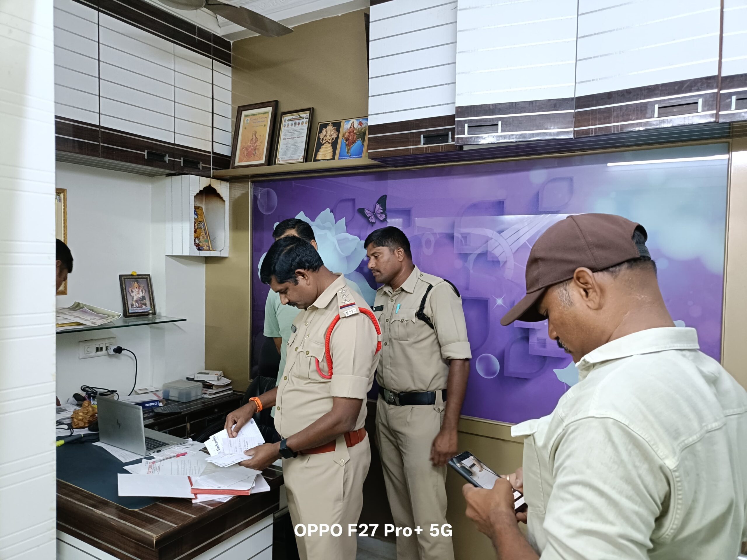 అక్రమ వడ్డీ వ్యాపారులపై ఆరు కేసులు నమోదు