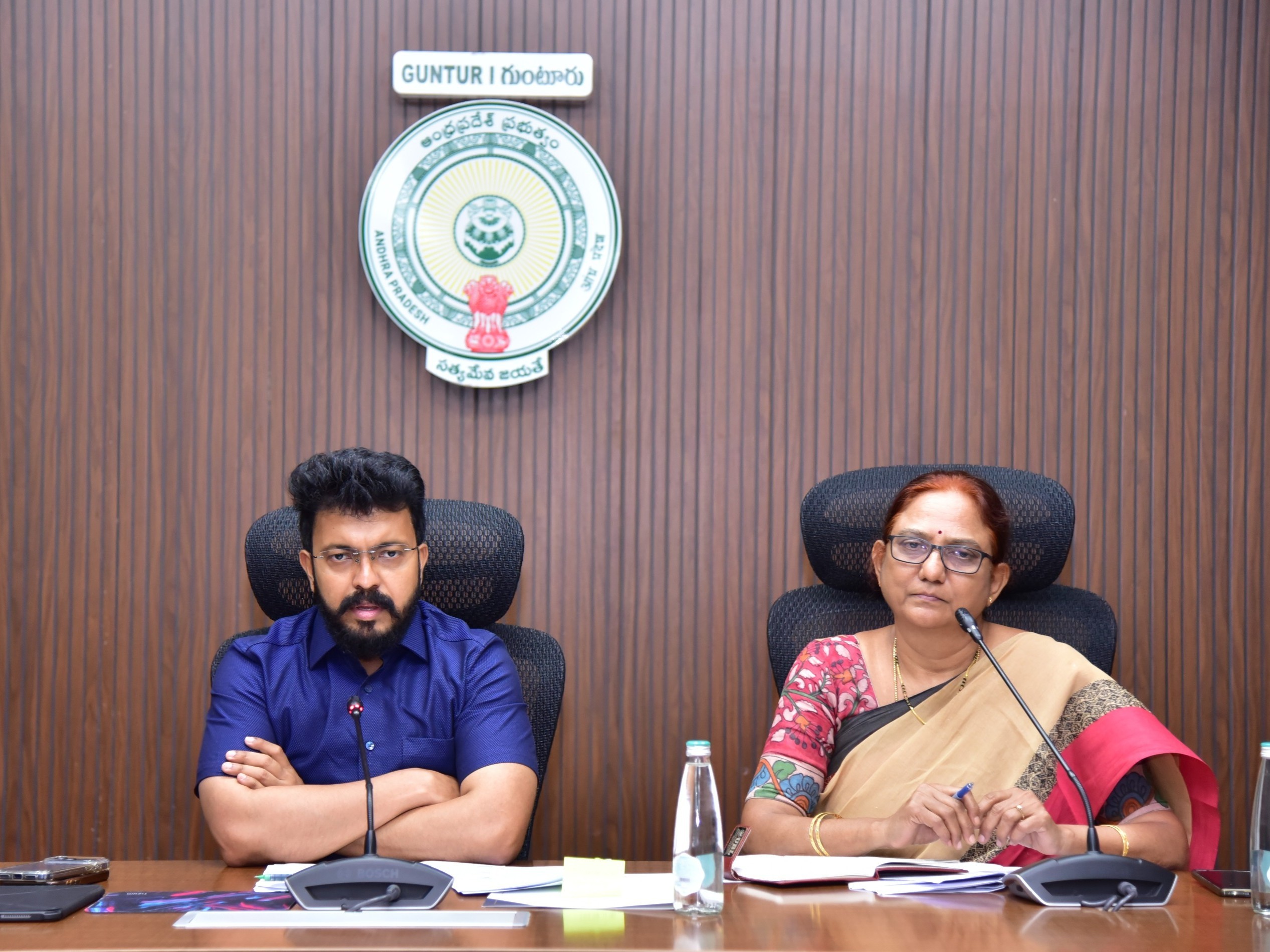 రైతులకు ఎరువుల కార్డులు.. ప్రకృతి వ్యవసాయానికి ప్రోత్సాహం