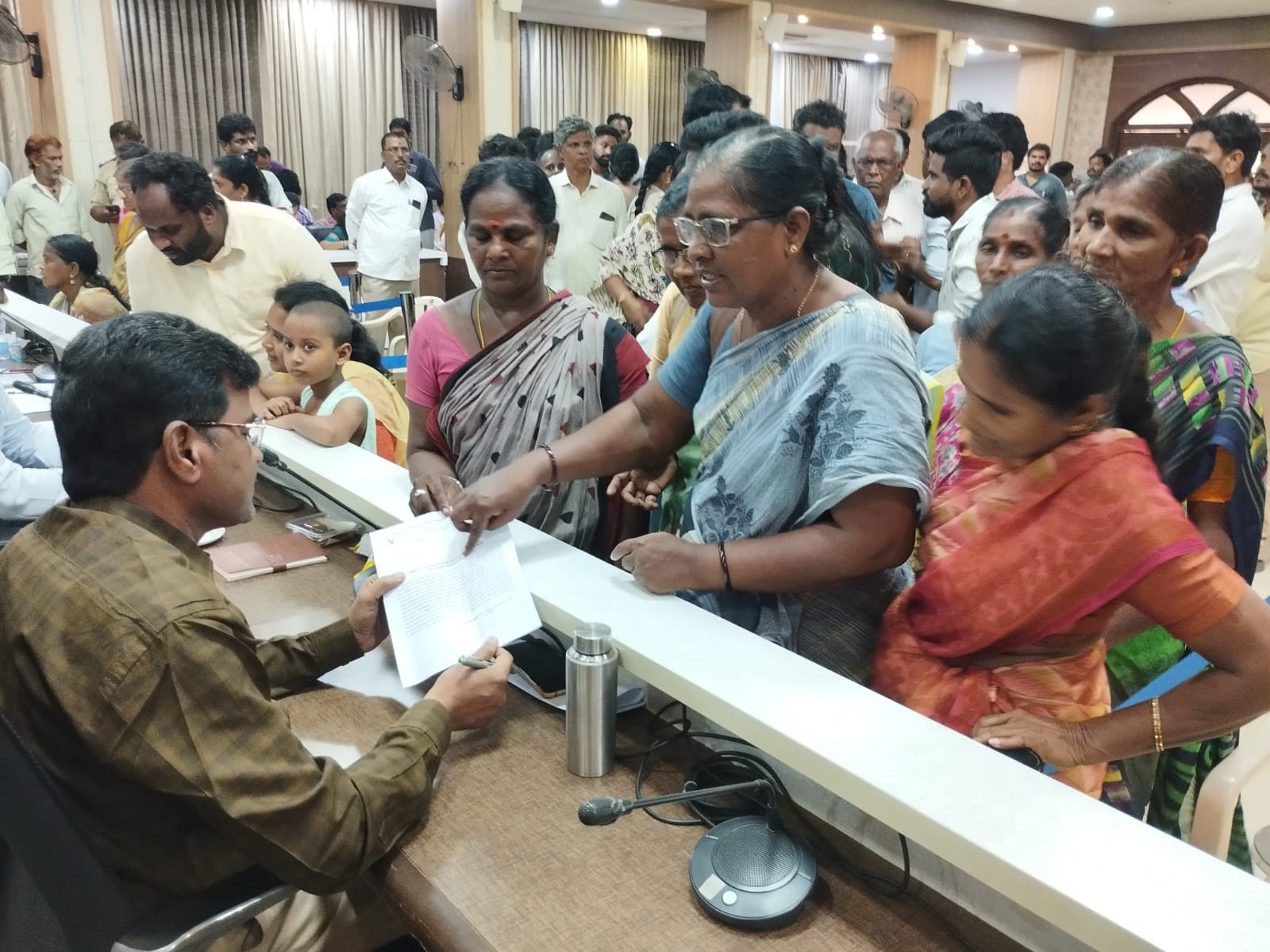 స్మార్ట్ కిచెన్లకు వ్యతిరేకంగా జూన్ 8న ఛలో కలెక్టరేట్