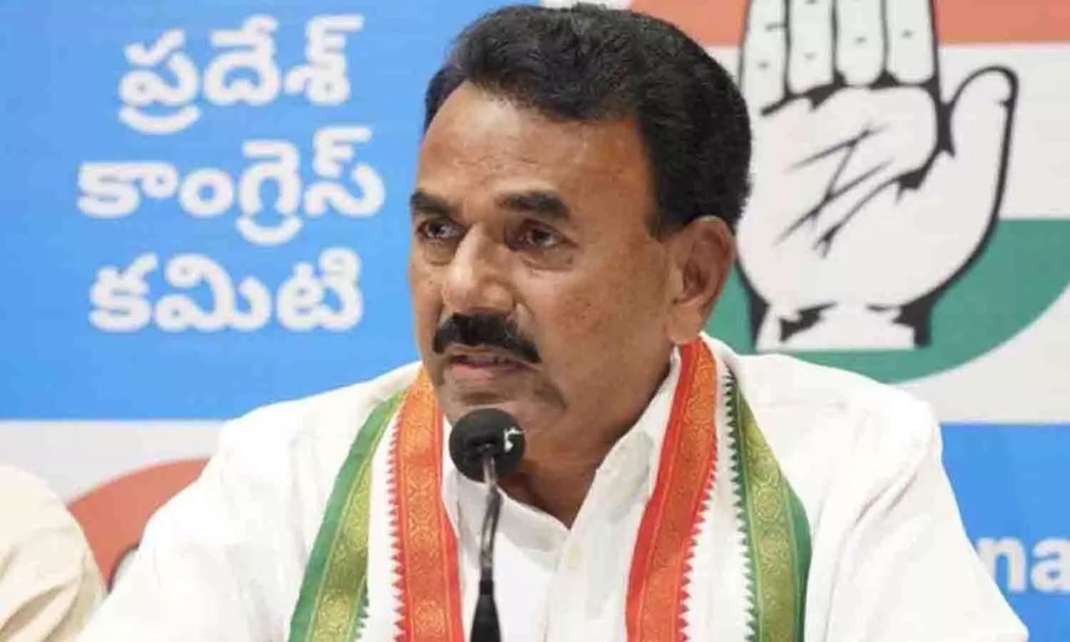 రెండున్నరేళ్లలో ప్రాజెక్టు పనులు పూర్తి చేస్తాం: జూపల్లి