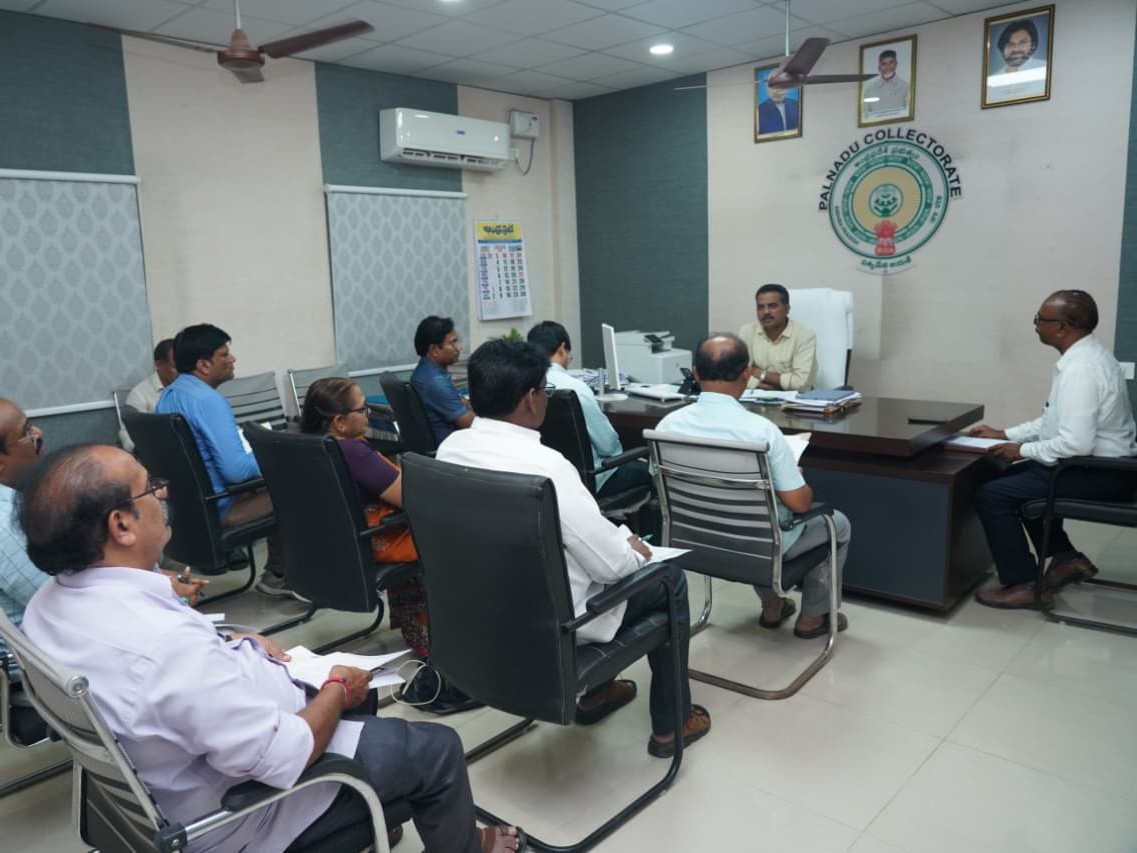 ‘పల్నాడును అక్షరాస్యతలో అగ్రస్థానంలో నిలబెడదాం’