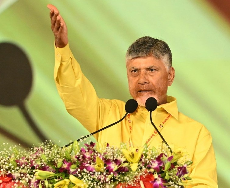 స్త్రీ శక్తి థీమ్‌తో మహానాడు నిర్వహణ: చంద్రబాబు