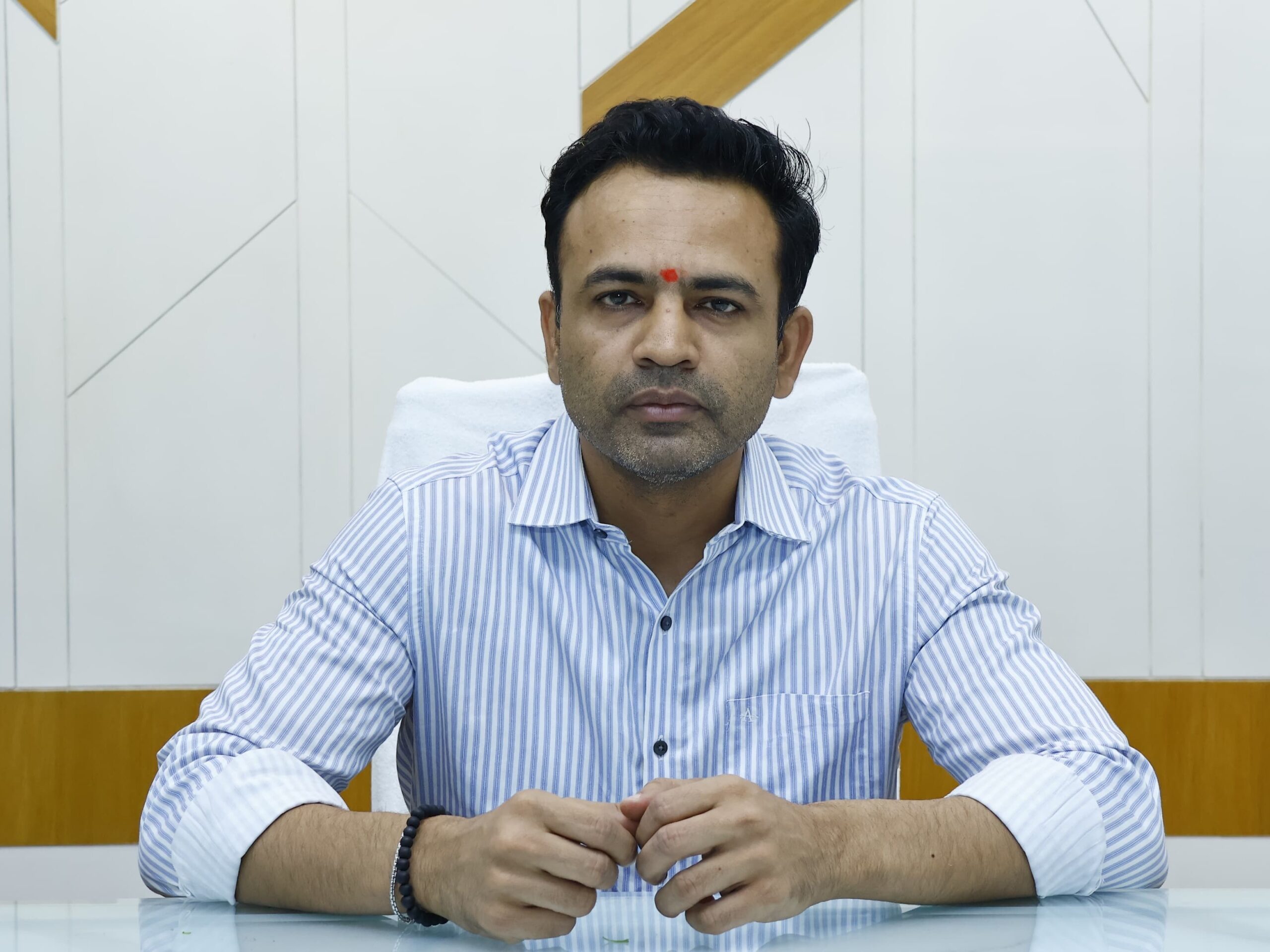 ’30లోపు రీల్స్ కలెక్టరేట్‌లో అందించాలి’