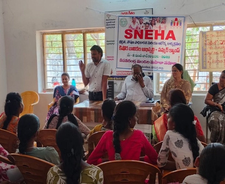 కిశోర బాలికల కోసం ప్రత్యేక అవగాహన కార్యక్రమం