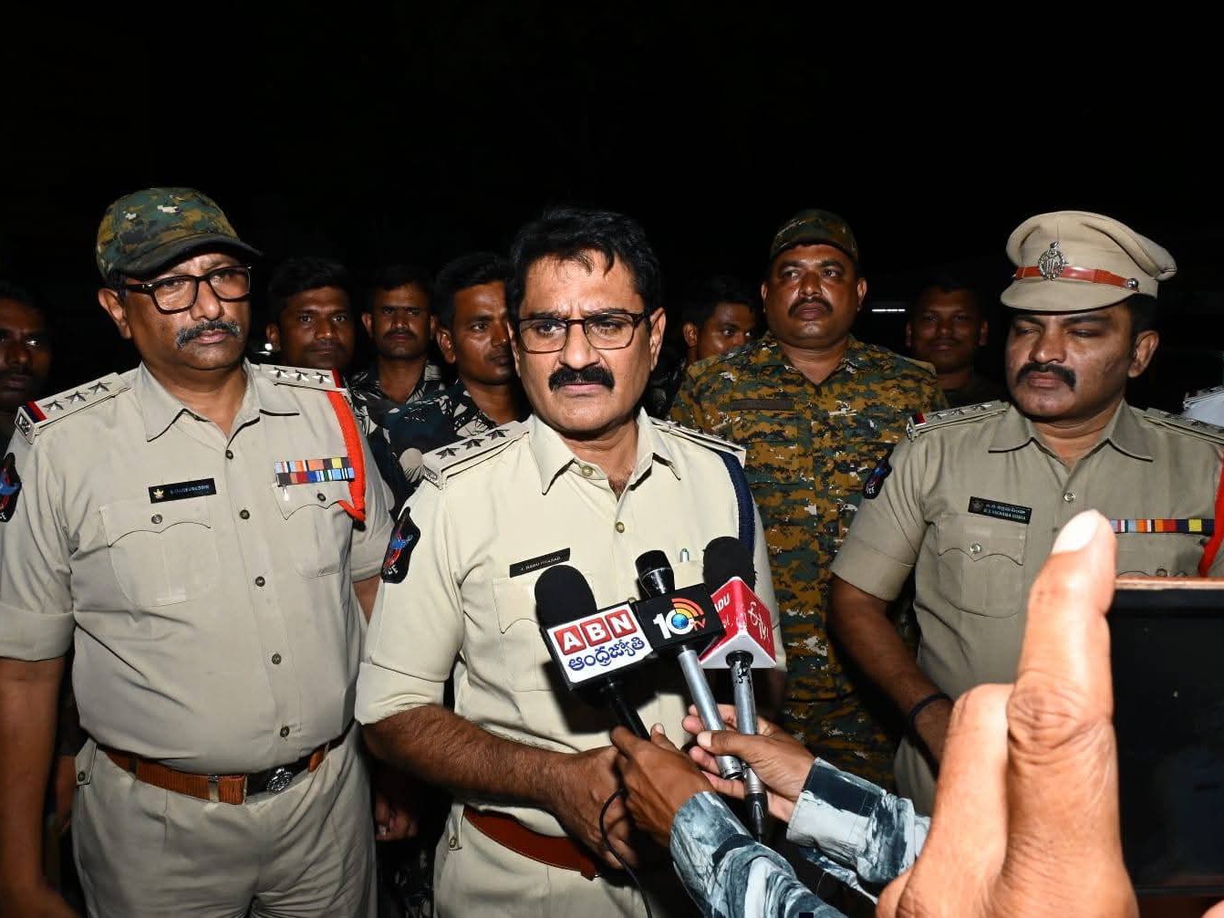 బక్రీద్ వేళ ముమ్మర వాహన తనిఖీలు: డీఎస్పీ