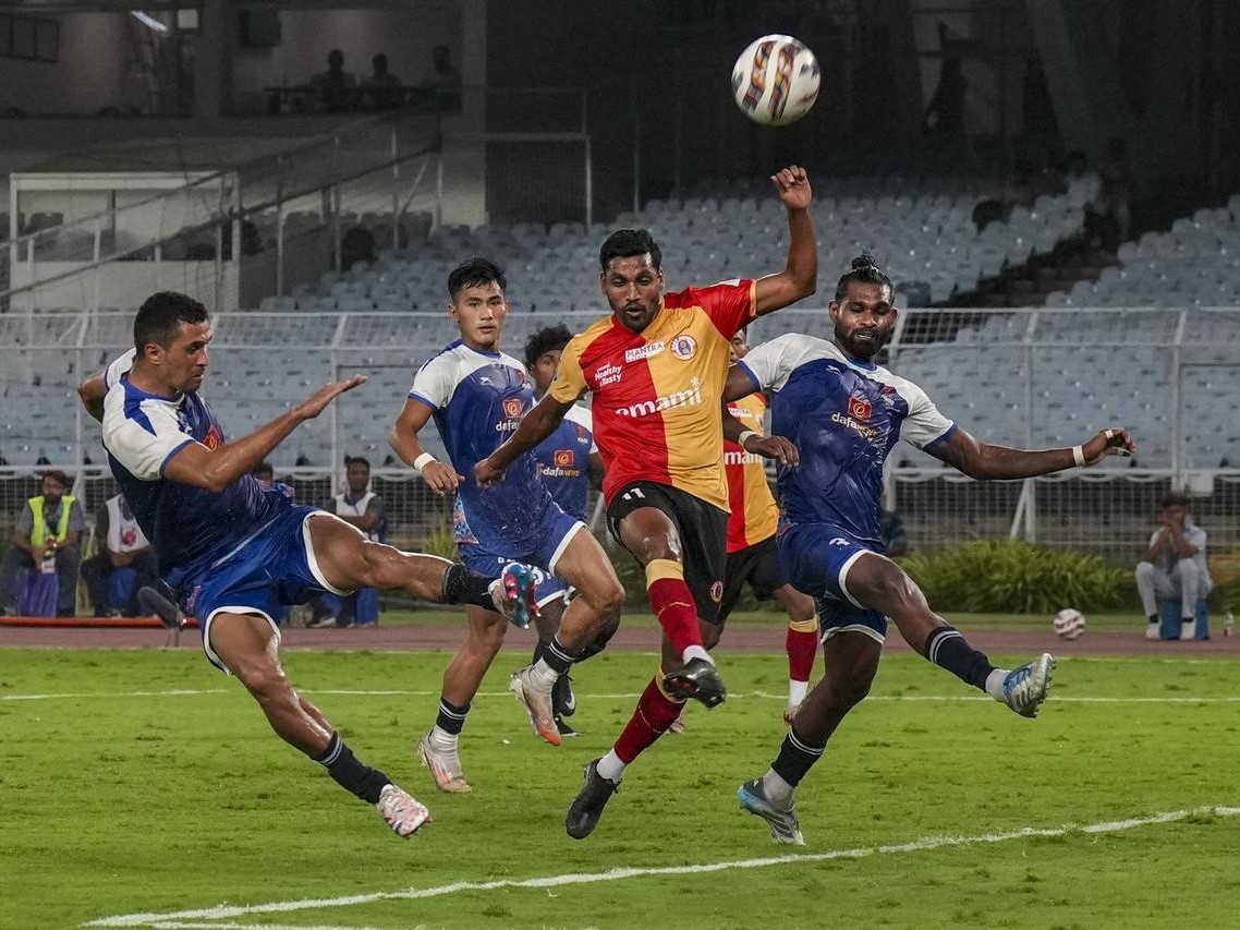సీనియర్ మెన్ ఫుట్‌బాల్ జట్టు ఎంపికలు