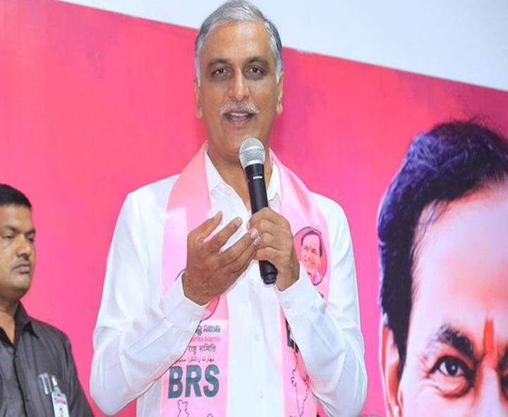 BJP, కాంగ్రెస్‌లు డ్రామాలు చేస్తున్నాయి: హరీష్ రావు