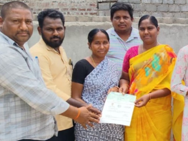 ‘పేదల సంక్షేమానికి కృషి చేస్తున్న రాష్ట్ర ప్రభుత్వం’