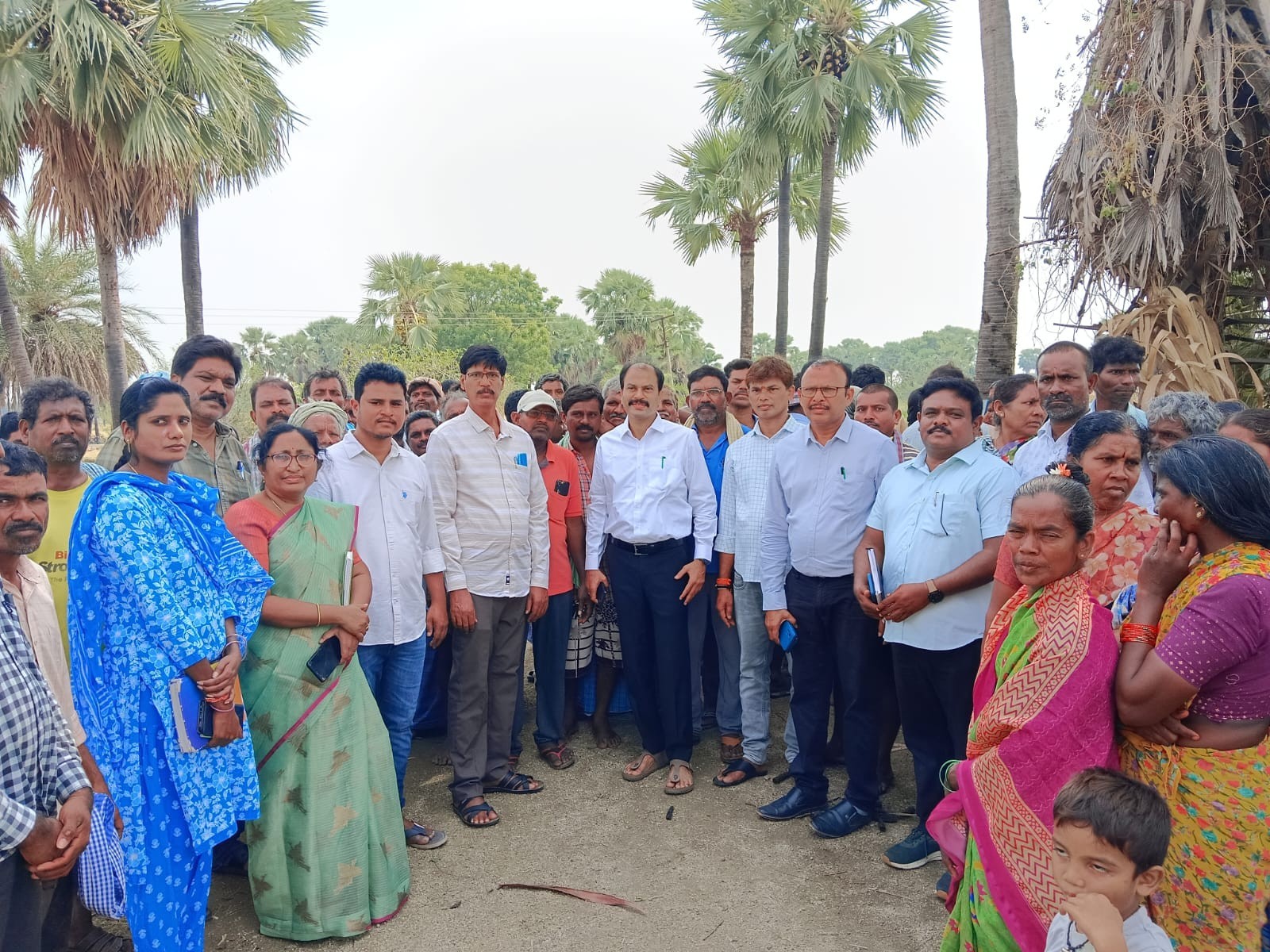 పనులను పరిశీలించిన డీఆర్డీవో