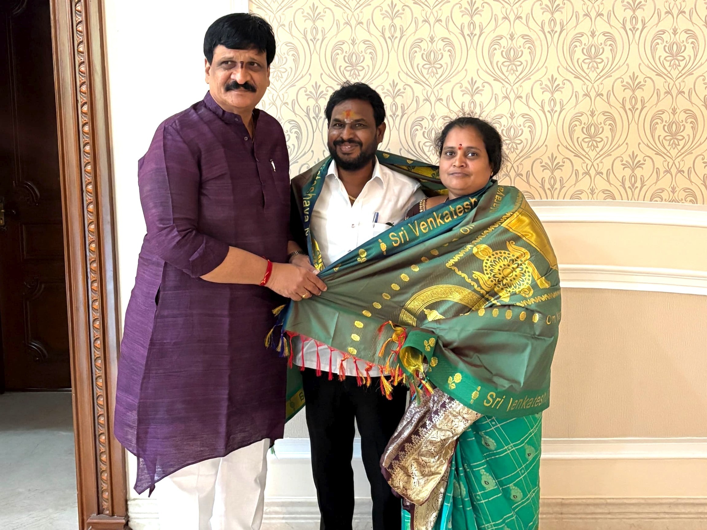 193 డివిజన్ కాంగ్రెస్ పార్టీ అధ్యక్షరాలుగా లలితా దేవేందర్