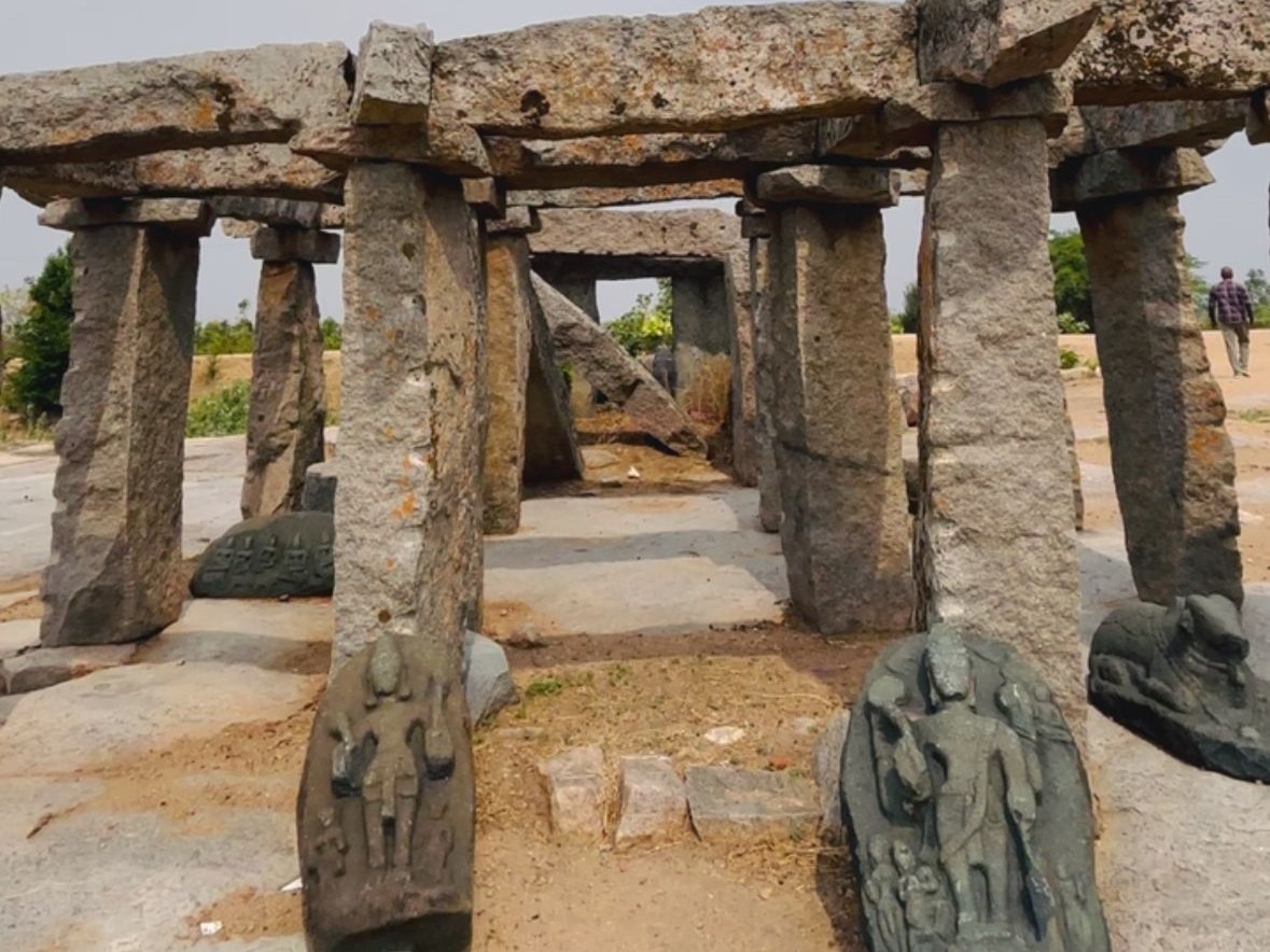 పురాతన వైష్ణవాలయం పరిశీలన