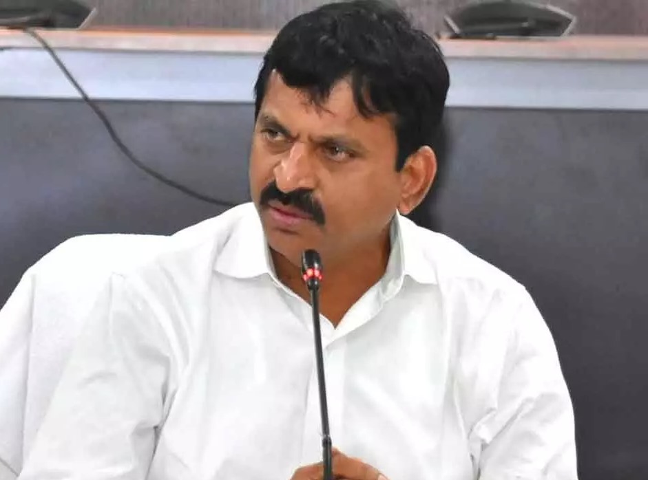 నిరుపేదలకు లక్ష ఇళ్లు కట్టి తీరుతాం: మంత్రి