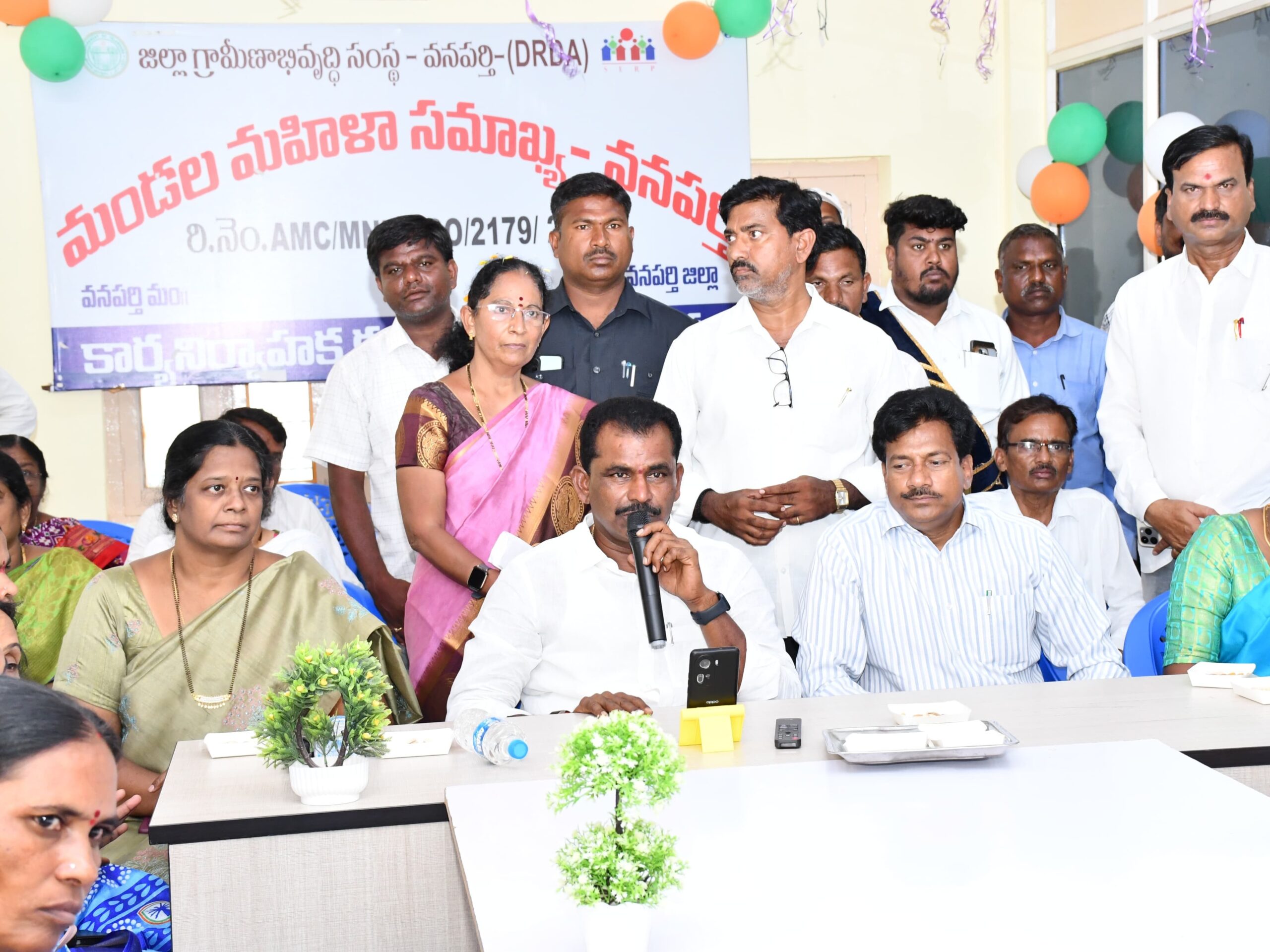 ‘మహిళ ఆర్థిక స్వావలంబనే కాంగ్రెస్ ప్రభుత్వ లక్ష్యం’