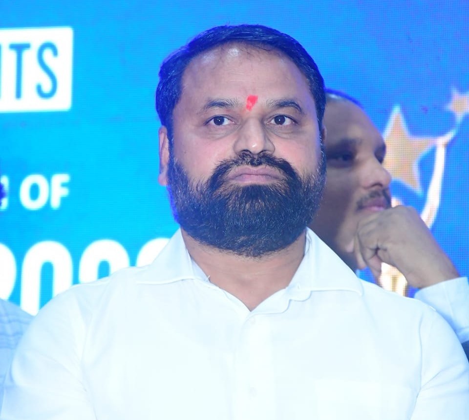 గాంధీభవన్‌లో రసాభాస.. స్పందించిన ప్రభుత్వ విప్