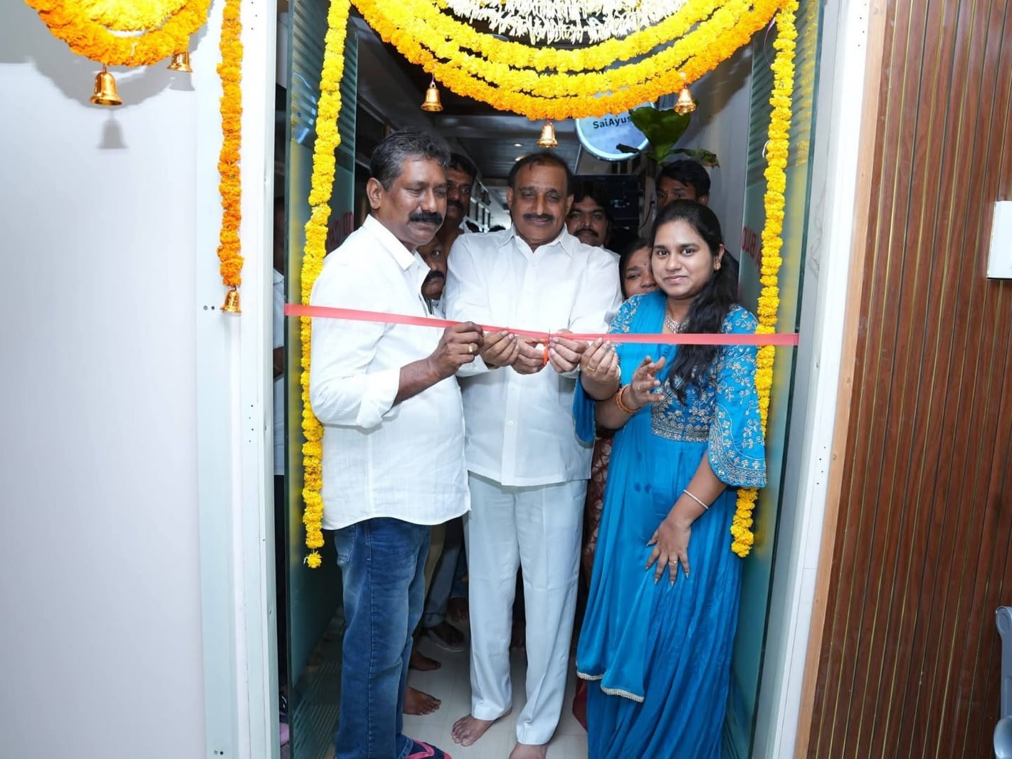 మాదినాగుడలో నూతన బ్లడ్ సెంటర్‌ ప్రారంభం