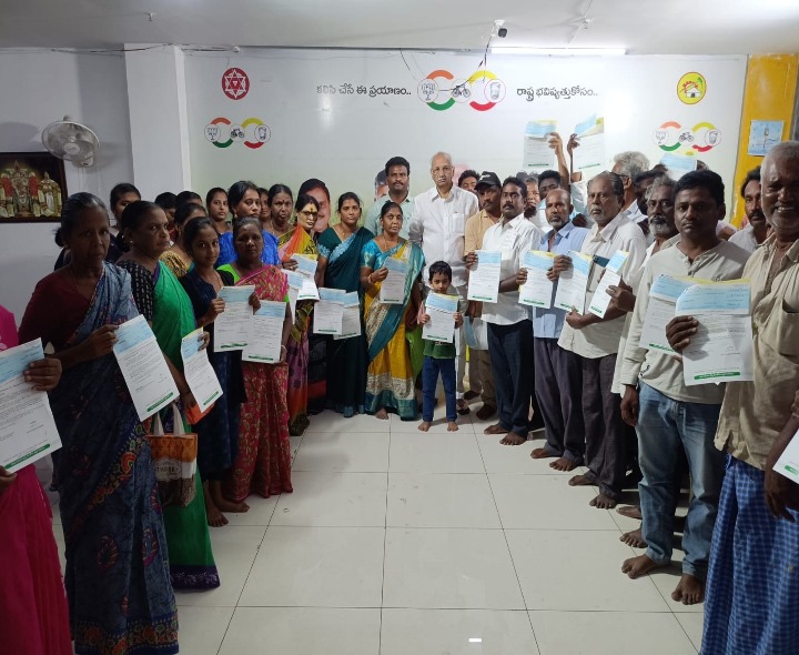 సీఎం సహాయనిధి పేదల పాలిట వరం: ఎమ్మెల్యే