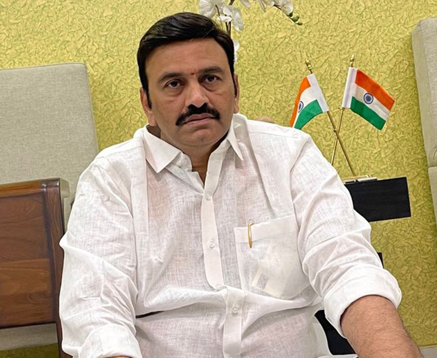 లోకేష్ ప్రకటన చరిత్రాత్మకం: రఘురామ
