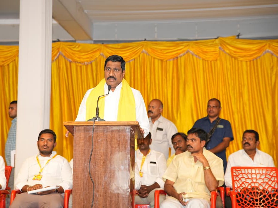 టీడీపీకి మంత్రి కోటి రూపాయలు విరాళం